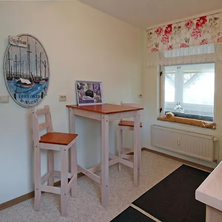Ostseelilie - Mit Balkon Und Meerblick Apartament